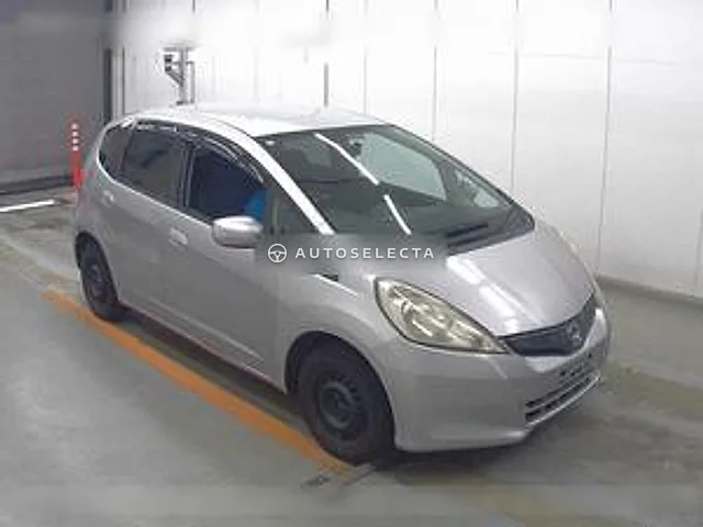 Honda Fit 2011, auction grade 3.5