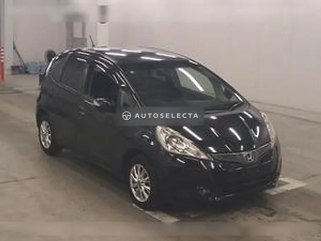 Honda Fit 2012, auction grade 3.5