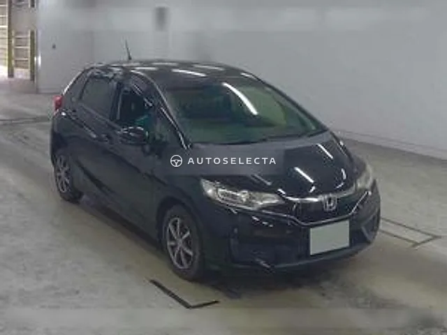 Honda Fit 2016, auction grade 3.5