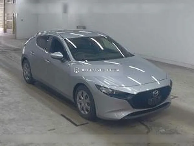 Mazda MAZDA3 Fastback 2022, auction grade 4