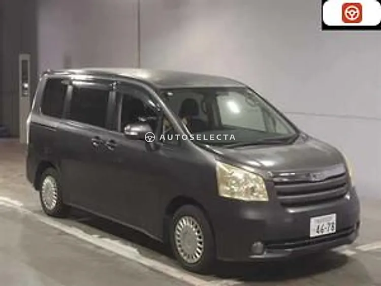 Toyota Noah 2008, photo 1 of 1