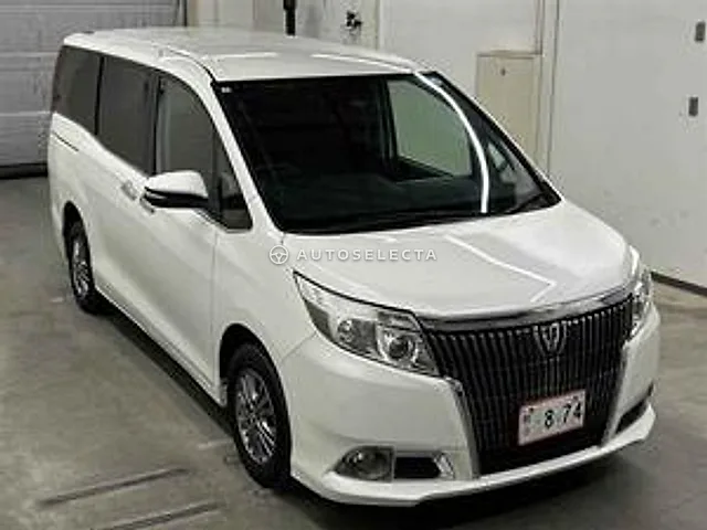 Toyota Esquire 2017, auction grade R