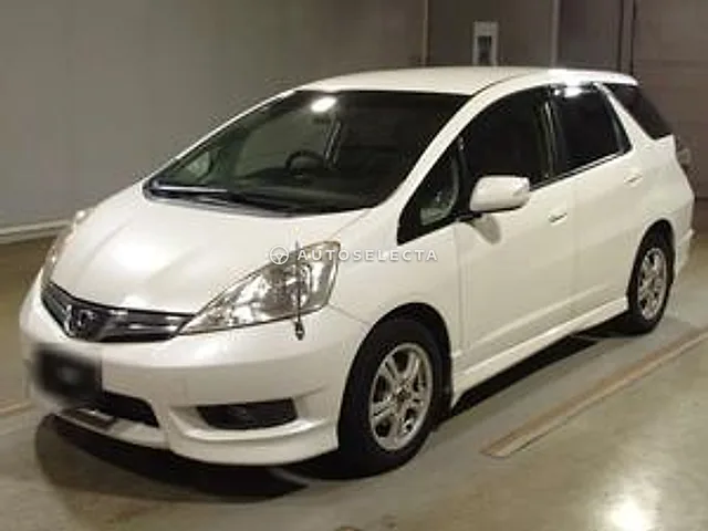 Honda Fit Shuttle 2013, auction grade 4