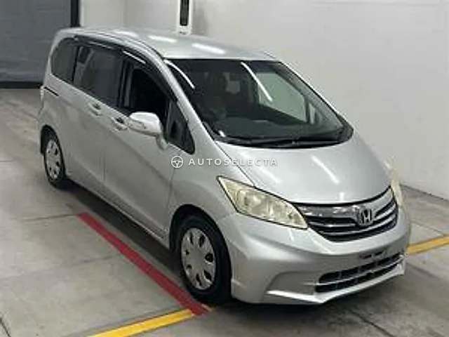 Honda Freed 2011, auction grade 3.5