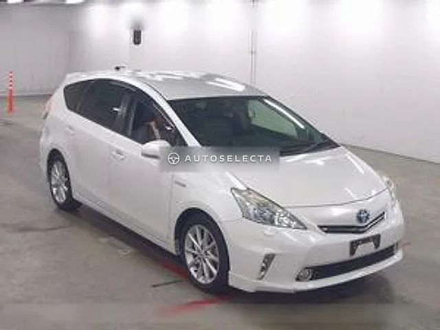 Toyota Prius Alpha 2012, auction grade 3.5