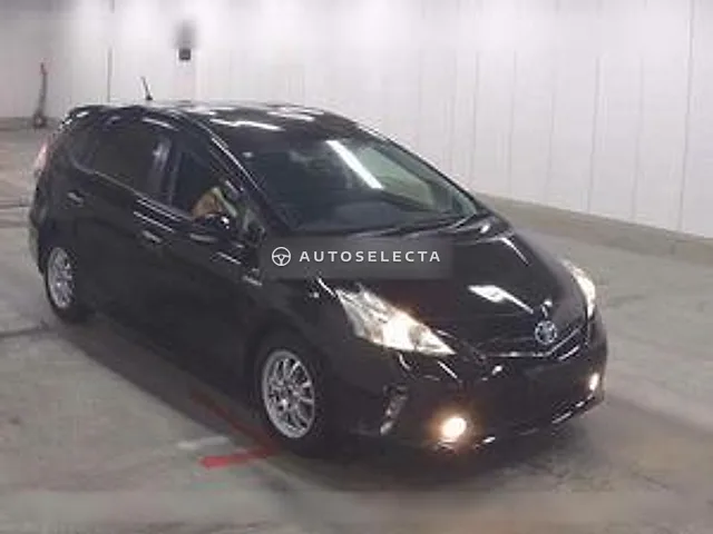 Toyota Prius Alpha 2014, auction grade 4