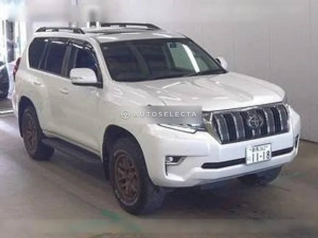 Toyota Land Cruiser Prado 2023, auction grade 3.5