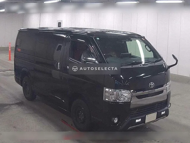 Toyota Hiace Van 2020, auction grade 3.5