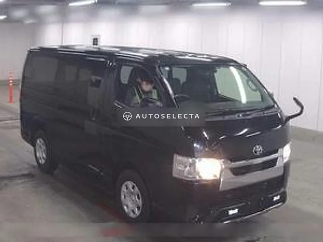 Toyota Hiace Van 2021, auction grade 4
