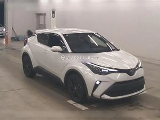 Toyota C-HR 2021, auction grade 3.5