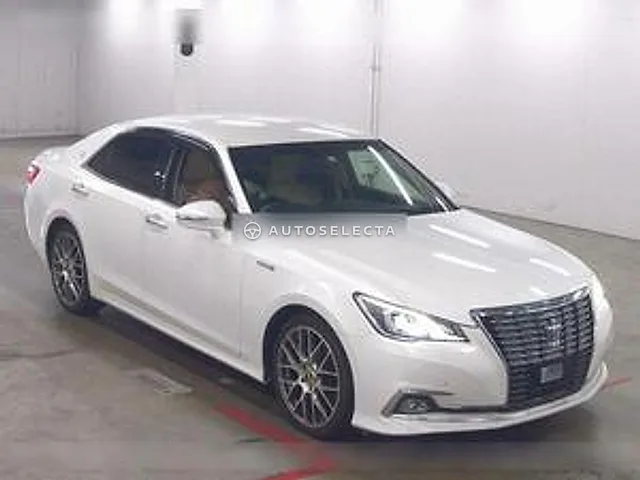 Toyota Crown Hybrid 2016, auction grade R