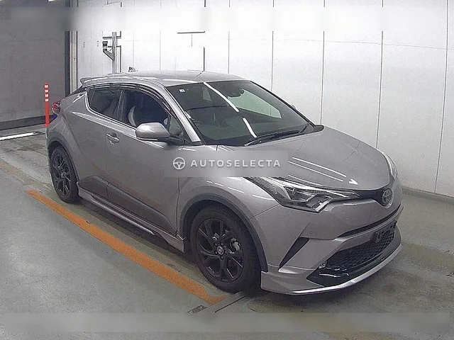Toyota C-HR 2019, auction grade 4