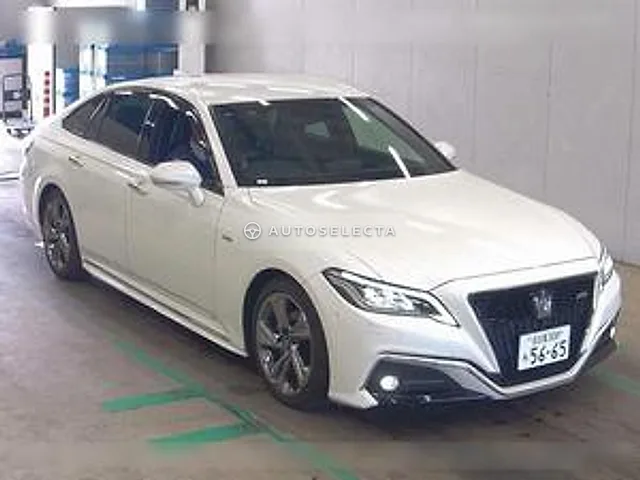 Toyota Crown Hybrid 2019, auction grade 4.5