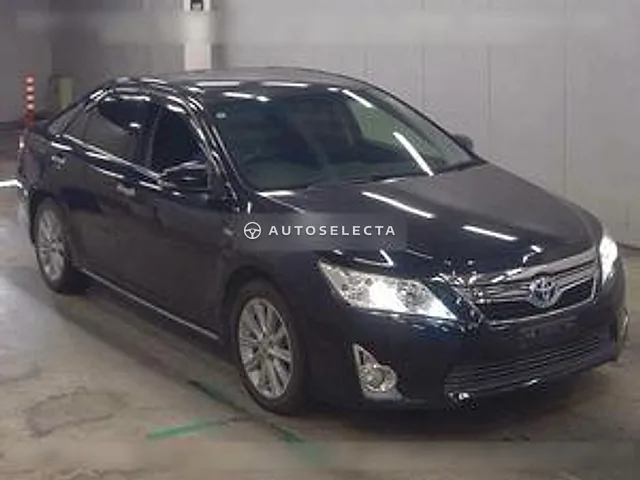 Toyota Camry 2013, auction grade 3.5