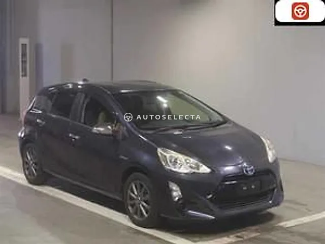 Toyota Aqua 2015, auction grade R