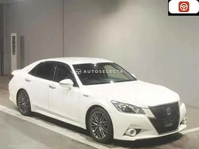 Toyota Crown 2013, auction grade 3.5