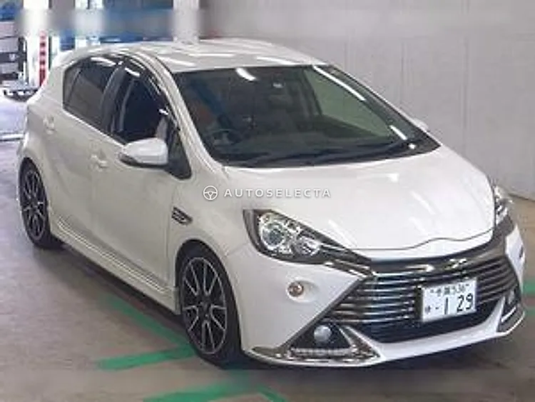 Toyota Aqua 2014, photo 1 of 1