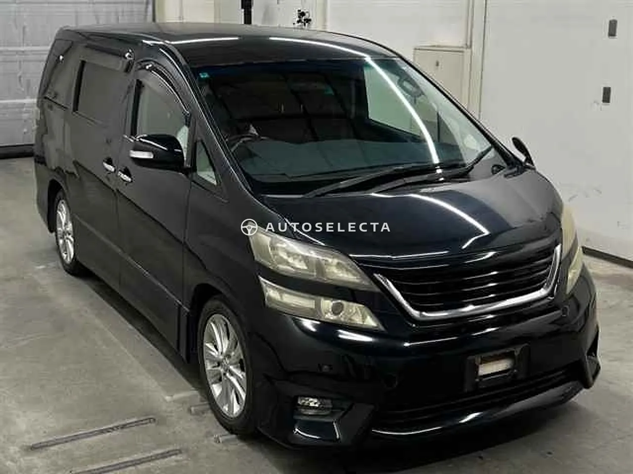 Toyota Vellfire 2008, photo 1 of 11