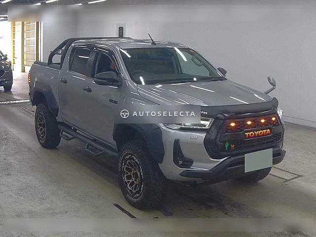 Toyota Hilux 2022, auction grade 4.5