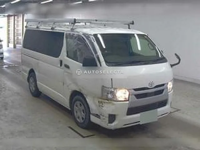 Toyota Hiace Van 2021