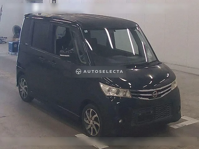 Nissan Roox 2010