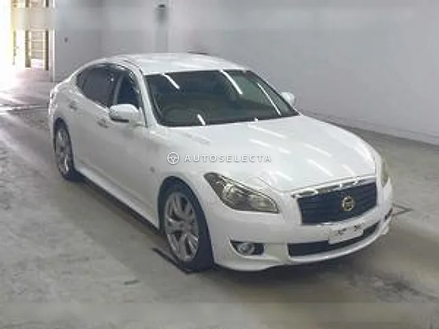 Nissan Fuga Type S 2009, auction grade 3.5