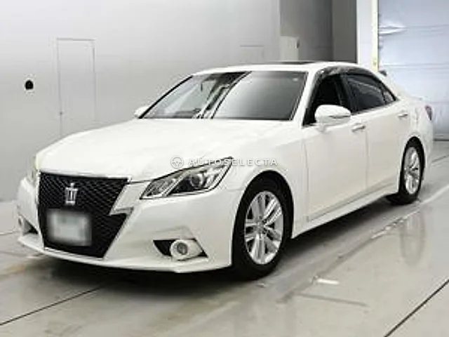 Toyota Crown 2013, auction grade R