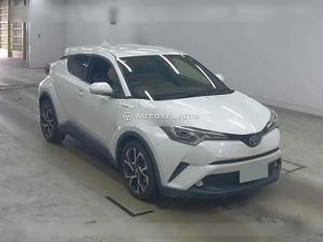 Toyota C-HR 2019, auction grade 4.5