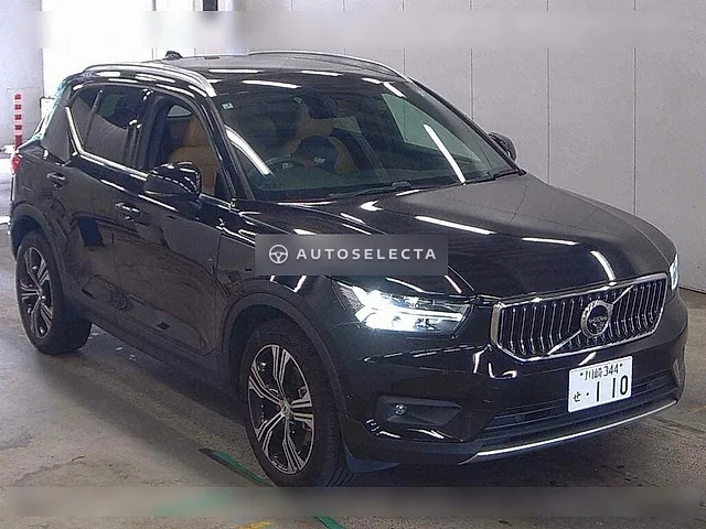 Volvo XC40 2021, auction grade 4