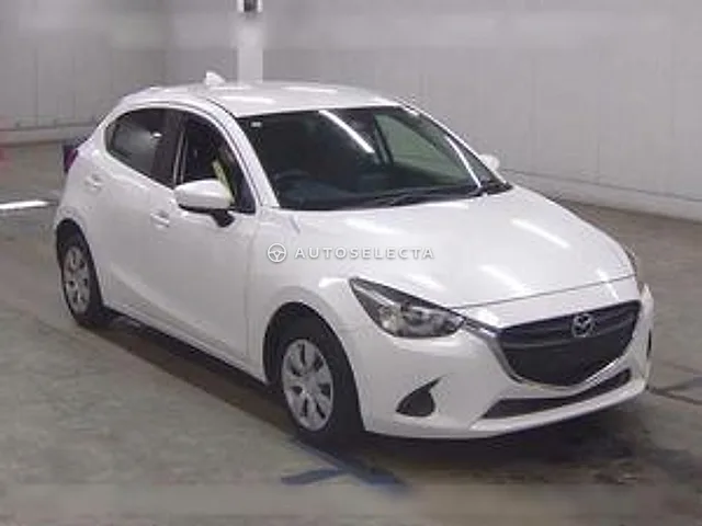 Mazda Demio 2018, auction grade 3