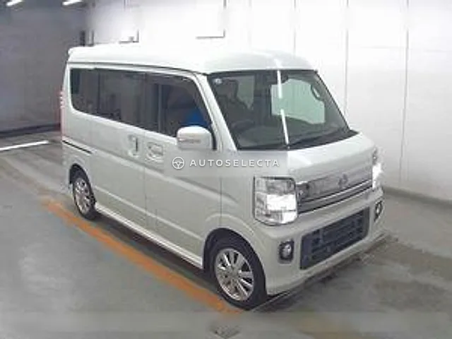 Nissan NV100 Clipper Rio 2021, auction grade 4.5