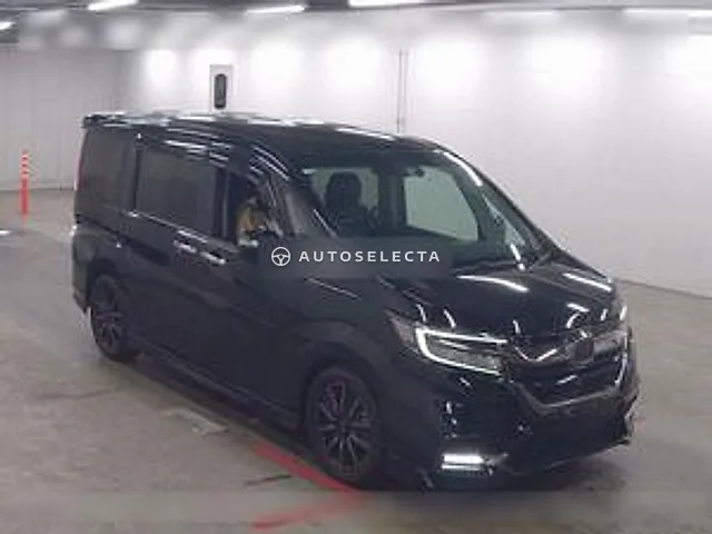 Honda Stepwgn 2021, auction grade 3.5