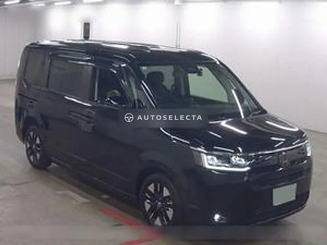 Honda Stepwgn 2023, auction grade 4.5