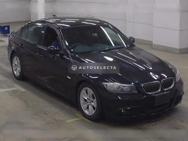 BMW 3 Series 2009, auction grade 4
