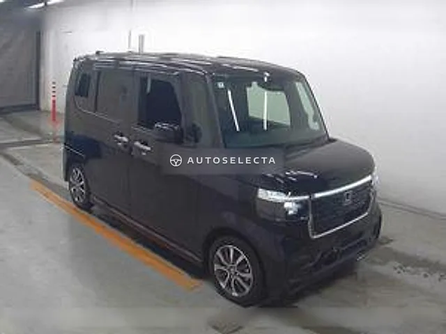 Honda N-BOX Custom 2024, auction grade 4.5