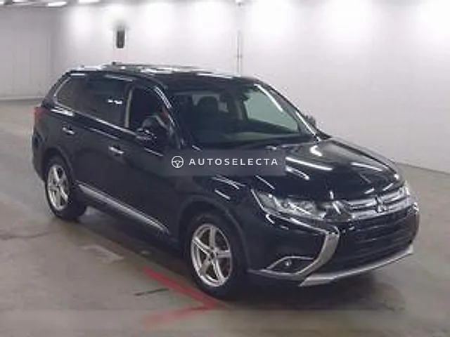 Mitsubishi Outlander 2015, auction grade R