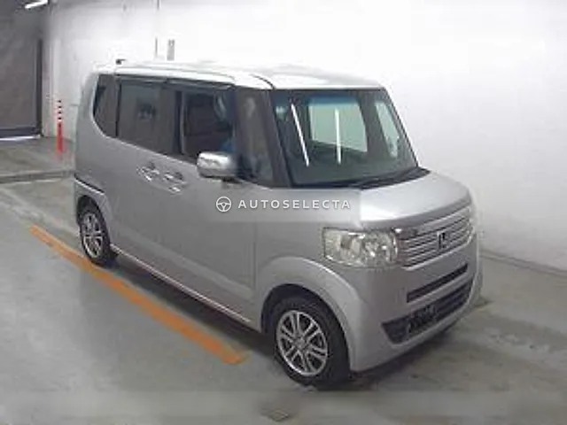 Honda N-BOX+ 2014, auction grade 3.5