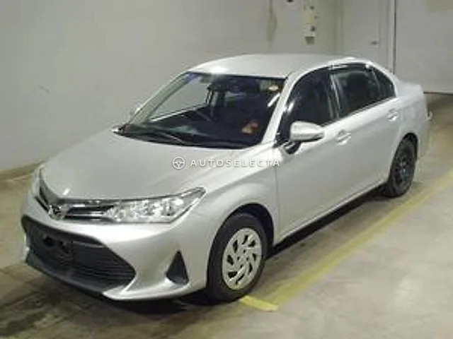 Toyota Corolla Axio 2021, auction grade 3.5