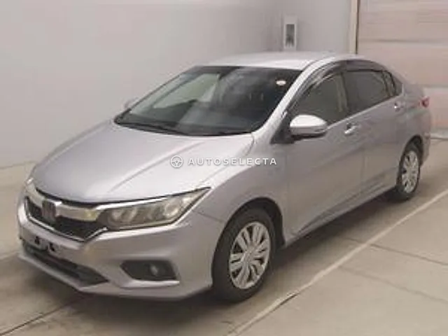 Honda Grace 2017, auction grade 3.5