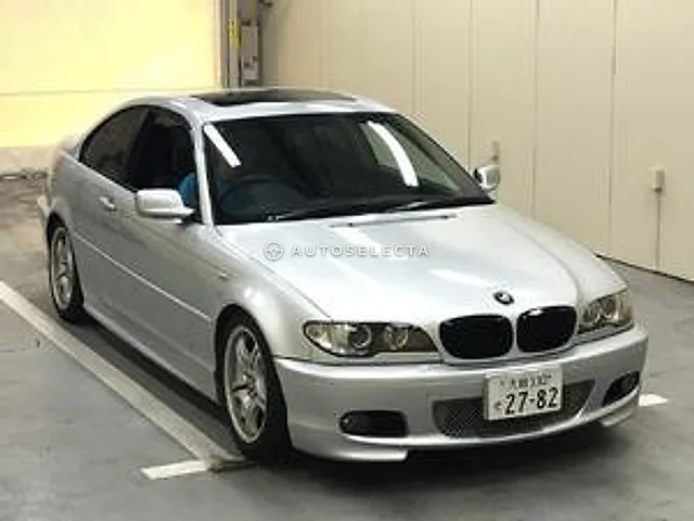 BMW 3 Series 2004, auction grade 4