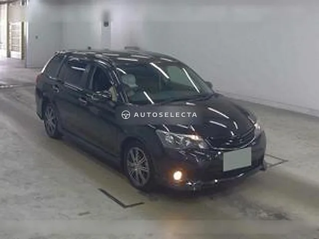 Toyota Corolla Fielder 2013, auction grade R