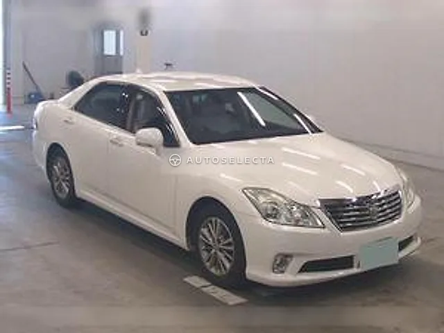 Toyota Crown 2012, auction grade 3.5