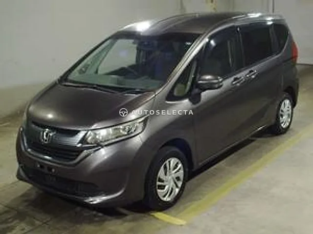 Honda Freed 2017, auction grade R