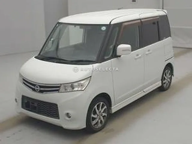 Nissan Roox 2010, auction grade 3.5