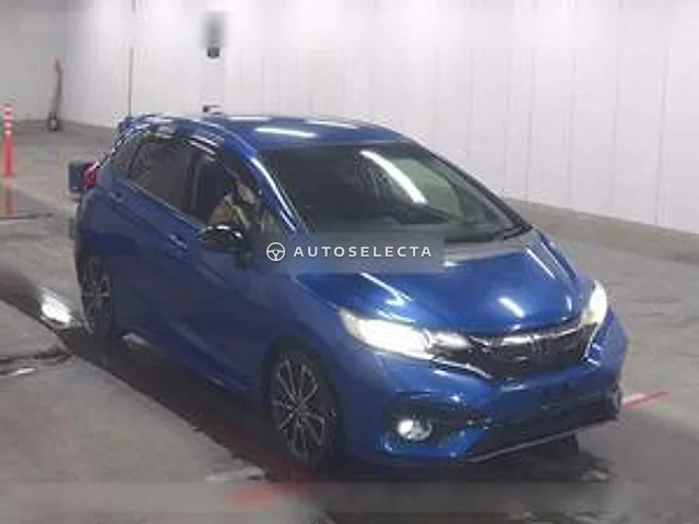 Honda Fit 2017, auction grade 4
