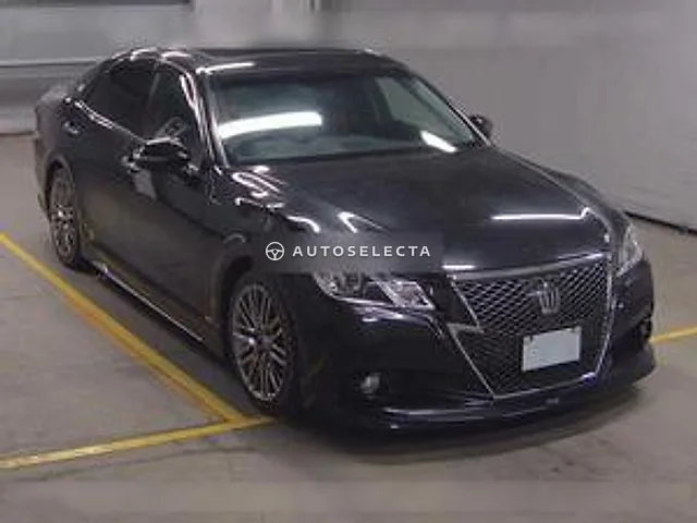 Toyota Crown 2013, auction grade 4.5