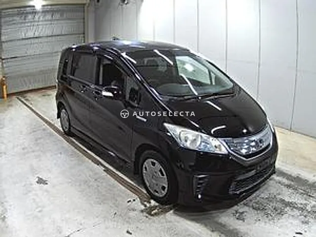 Honda Freed Hybrid 2013, auction grade 3.5