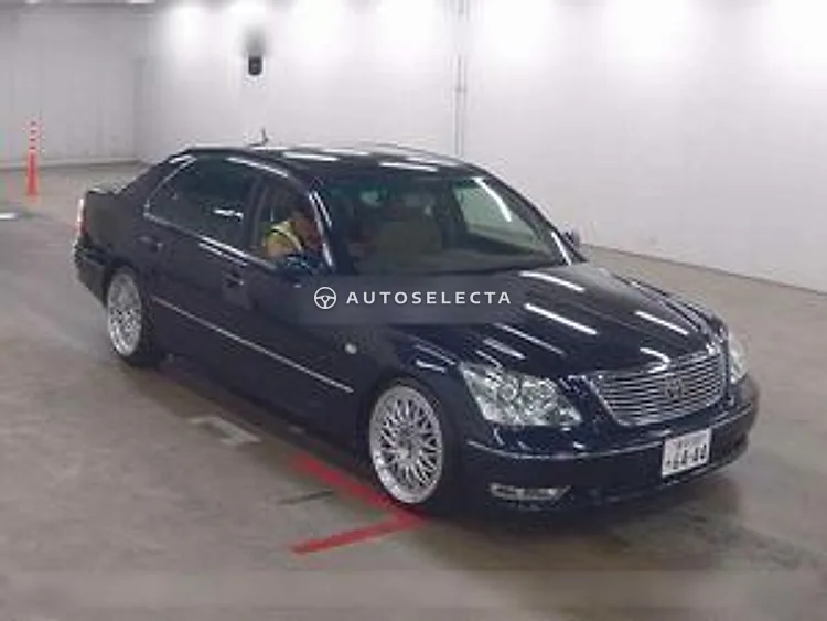 Toyota Celsior 2003, photo 1 of 6
