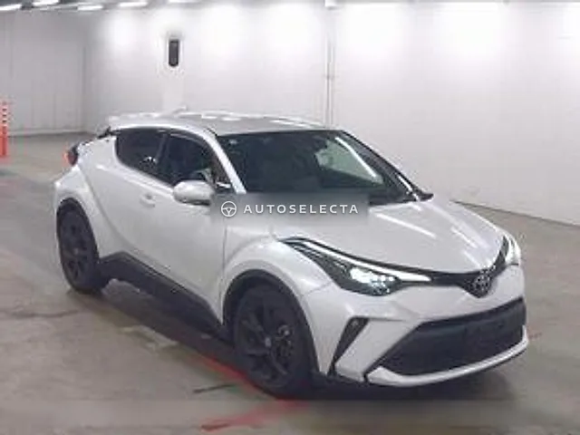 Toyota C-HR 2023, auction grade 4.5