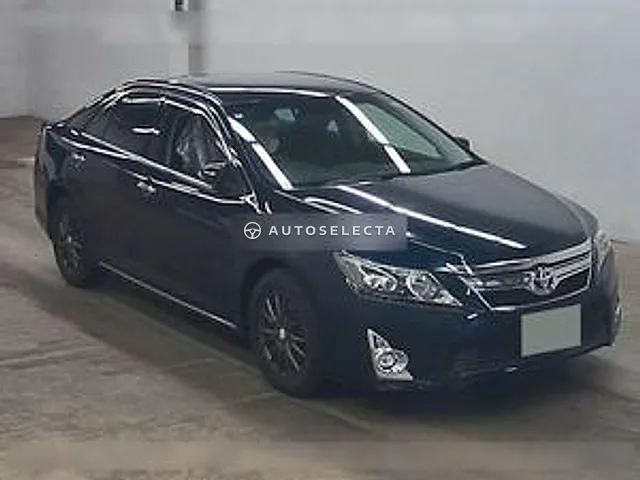 Toyota Camry 2014, auction grade 4